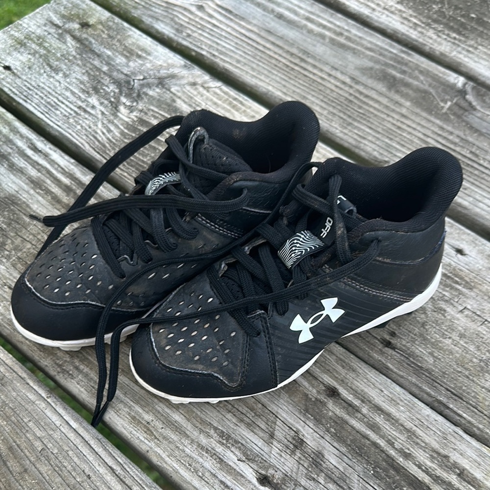 Under Armour Black Athletic Shoes